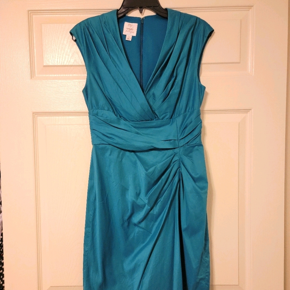 Suzi Chin for Maggy boutique ruched fitted dress